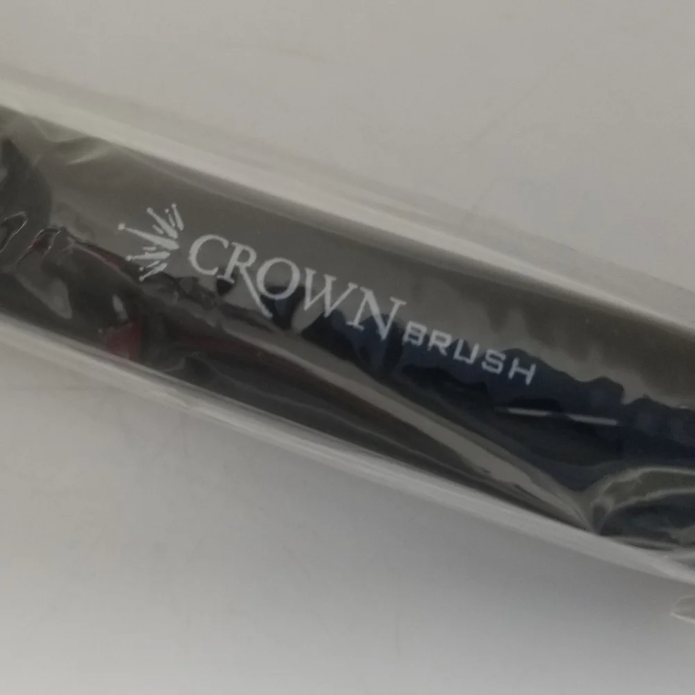 CROWN Professional 10 PC Pro Brush Set & Bonus Case
